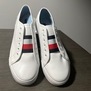 Tommy Hilfiger Footwear (UNISEX)